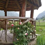 Alpi Giulie Tatil parkı Valbruna