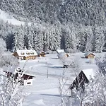 Alpi Giulie Tatil parkı