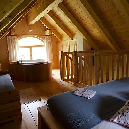 Alpi Giulie Chalets *